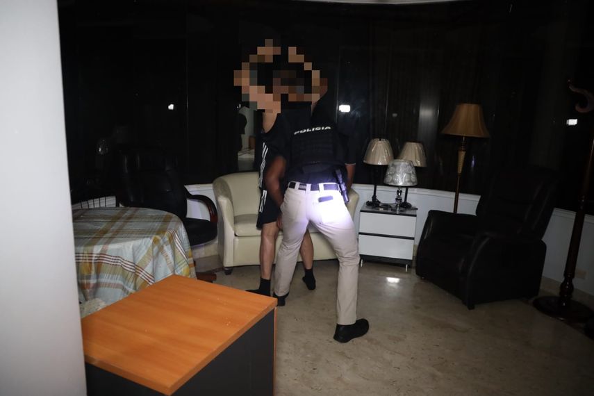 Diligencias de allanamiento durante el operativo Omega