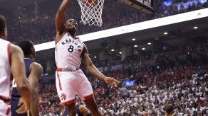 DeRozan anota 30 y Raptors eliminan a Pacers