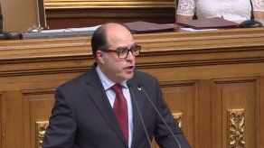 Parlamento venezolano declarará a Maduro en abandono de cargo por crisis