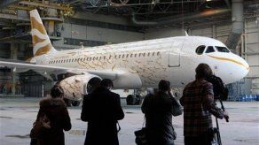 British Airways presenta avión que semeja una enorme paloma