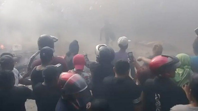 Turba lincha a tres personas a las que acusaba de robar niños en Ecuador