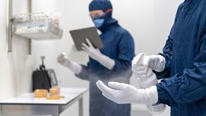 Las infecciones se previene con medidas estrictas de higiene.