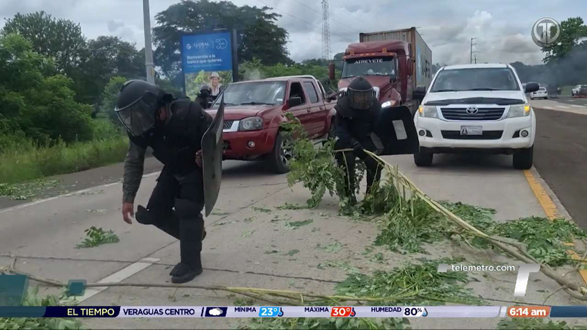 Reapertura de carretera interamericana