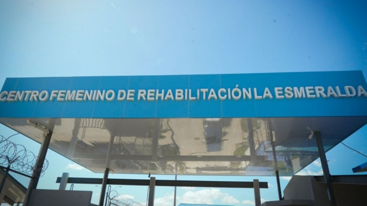 Visitas en el Centro La Esmeralda.