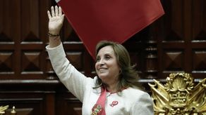El Congreso de Perú destituye a la presidenta Dina Boluarte.