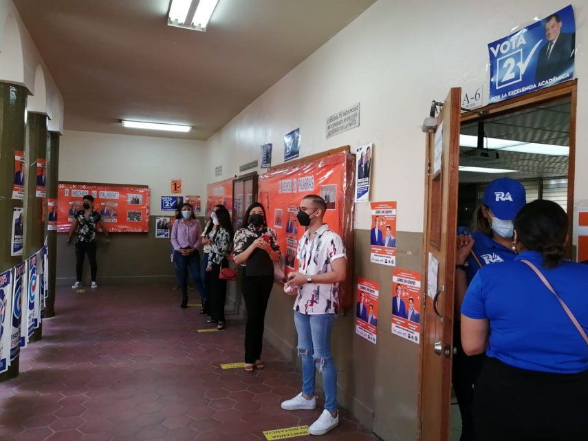 Eduardo Flores Lidera Elecciones Para Rector De La Universidad De Panamá 8578