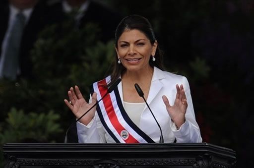 Chinchilla busca mejorar imagen de Gobierno con gira a provincias