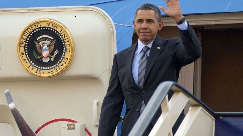 Obama y Putin discuten solución a crisis ucraniana