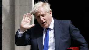 Boris Johnson vuelve al periodismo como columnista