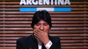 Fiscal general de Bolivia dice que no frenó investigación a Evo Morales por trata de personas.