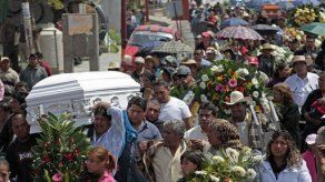 Suben a 16 muertos por explosión en México