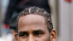 Medios buscan acceso al caso contra R. Kelly