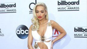 Rita Ora recuerda su adolescencia rebelde