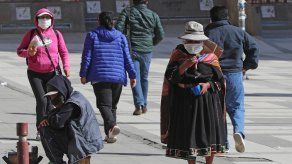 Un informe presentado hace unos días por el Fondo para el Desarrollo de los Pueblos Indígenas de América Latina y el Caribe (Filac) remarcó la necesidad de que los países con población indígena desarrollen planes de vacunación específicos para estas comunidades respetando sus características culturales.&nbsp;