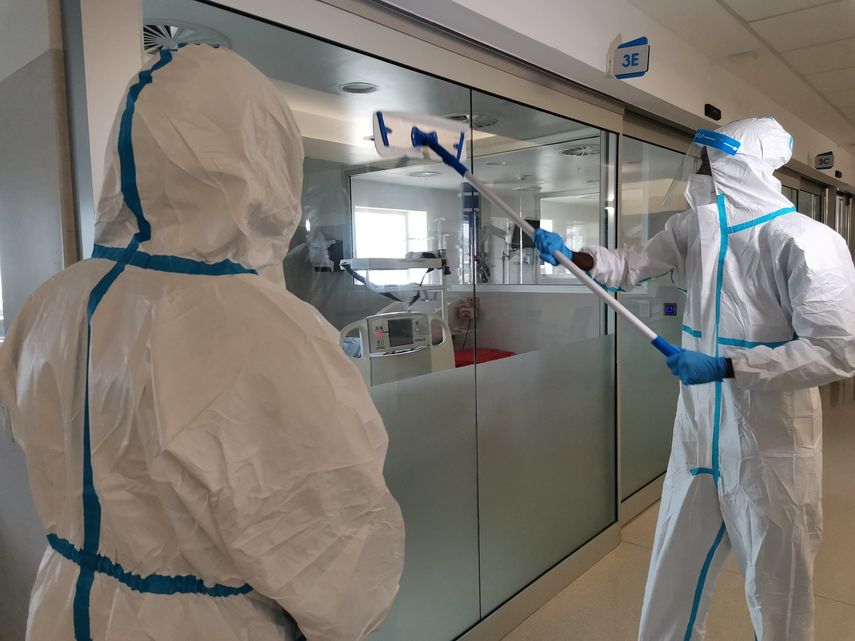 Desarrolla higienización del Hospital COVID-19.
