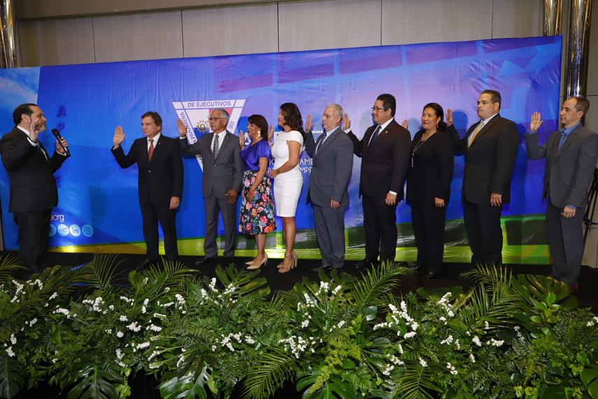 APEDE juramenta a su junta directiva para el periodo 2023-2024