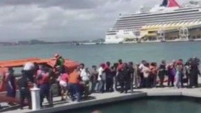 Autoridades evacúan a 500 pasajeros de un crucero en San Juan a causa de un incendio