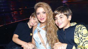 Hijos de Shakira viajan a Barranquilla por emegencia