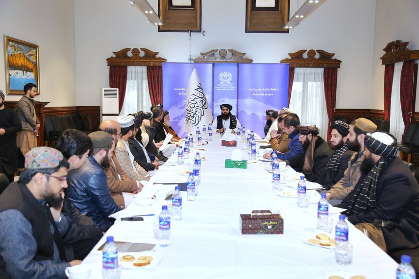 Los talibanes han formado un gabinete compuesto exclusivamente por miembros del grupo