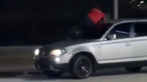Momento en que el despachador intenta detener a conductor