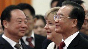 Premier chino llama a acciones para combatir deuda europea