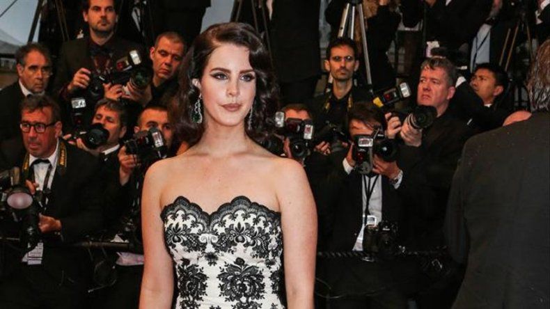 Lana Del Rey se pasa a las bandas sonoras