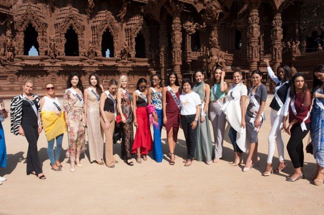 Concursantes del Miss Universo recorren Tailandia