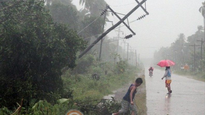 Tifón Bopha golpea Filipinas