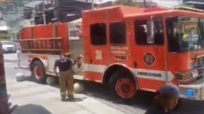 Municipio elimina bolardos en calle Uruguay tras incidente con camión de Bomberos