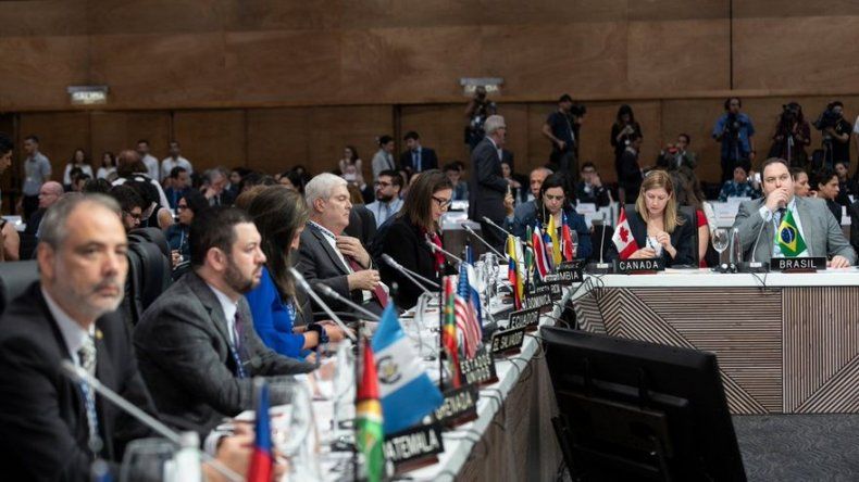 Colombia clausura 49 Asamblea General de la OEA y cede el testigo a Bahamas