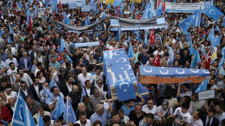 Turquía insta a China a respetar los derechos de los uigures
