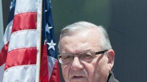 Trump indulta a exalguacil Arpaio
