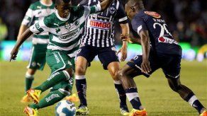México: Suazo da empate al Monterrey ante el Santos de Baloy