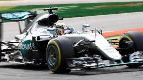 Hamilton logra la pole en Monza