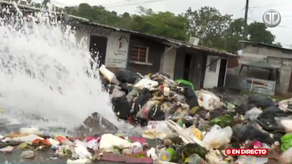 &nbsp;Residentes de Cerro Cocobolo denuncian tubería rota.