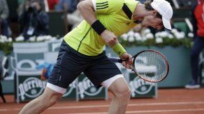 Nadal somete a Ferrer y jugará con Murray en semis