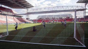 Toronto de Armando Cooper se prepara para choque con Seattle en final de MLS