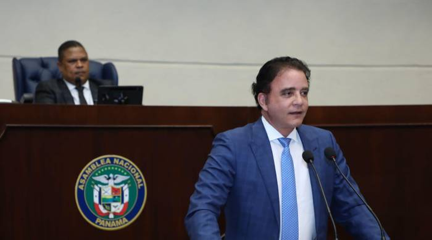 Según Gerardo Solís, Según Gerardo Solís,