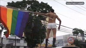 Homosexuales panameños realizan parada gay