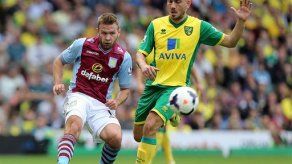 Aston Villa detiene racha de tres derrotas venciendo 1-0 a Norwich