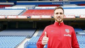 Oblak amplía su contrato con el Atlético hasta 2021