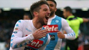 Mertens anota 4 y Napoli vence a Torino 5-3