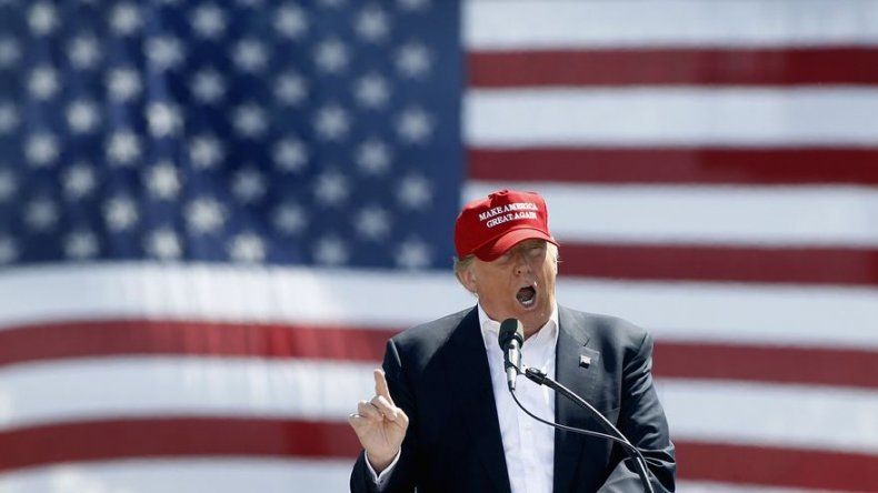 El lema de campaña de Trump da mucho juego, una y otra vez