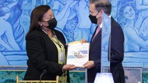 Comisión Especial de Evaluación entrega informe sobre aspirantes a magistrados de la CSJ al presidente Cortizo.&nbsp;