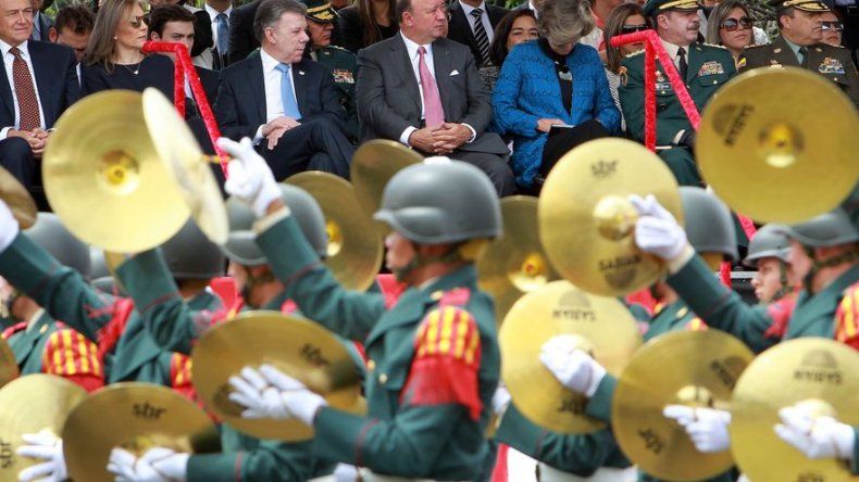 Colombia celebra la Independencia con desfile militar para garantizar la paz