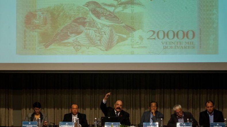 Venezuela presenta un nuevo cono monetario que circulará el 15 de diciembre