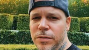 Residente vuelve a publicar su video en contra de J Balvin y además promociona cerveza