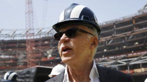 Kroenke se apresta a asumir control total de Arsenal