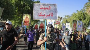 Los partidarios de Hashed al Shaabi, una influyente coalición de antiguos paramilitares, protestaron frente a una de las cuatro entradas a la Zona Verde.