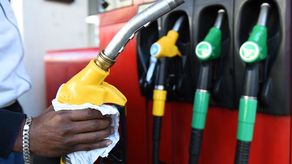 Panamá fija precio del combustible: gasolina en B/.3.33 y diésel